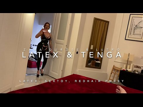 ❤️ Jaruma mai jajayen kaya sanye da rigar latex mai cin duri ❤❌ Ingantacciyar batsa
