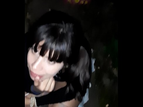 ❤️ A kan titi kumbura azzakari a madadin alewa ❤❌ Ingantacciyar batsa